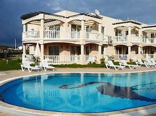 Apartamento Flamingo Country Club Bogazici Exterior foto